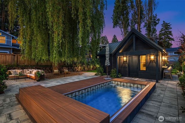 1016 5th Street, Kirkland, WA 98033