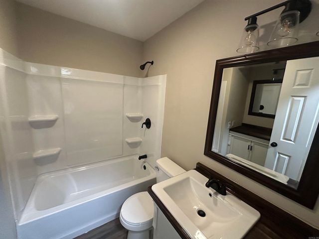 13 Deerwood Drive, Sheridan, AR 72150