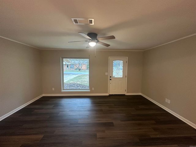 13 Deerwood Drive, Sheridan, AR 72150