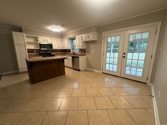 13 Deerwood Drive, Sheridan, AR 72150