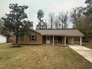 13 Deerwood Drive, Sheridan, AR 72150