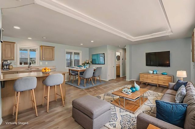 789 Green Valley Road Road 108, Watsonville, CA 95076