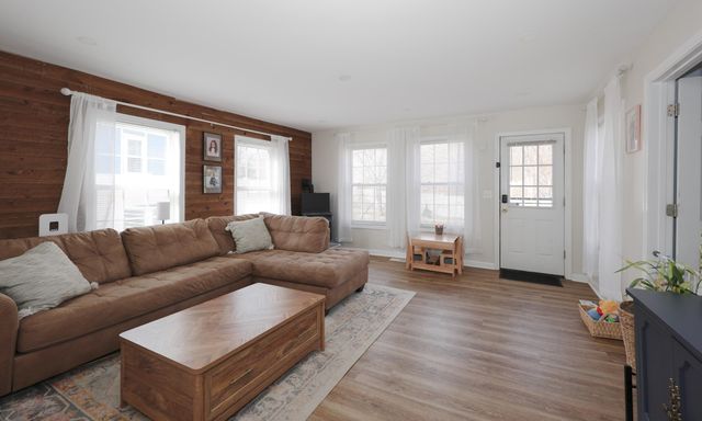 59 Garlact Avenue, Manchester, NH 03109