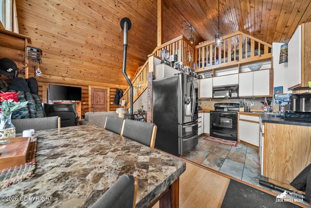 1195 N Lucille Street, Wasilla, AK 99654