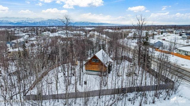 1195 N Lucille Street, Wasilla, AK 99654