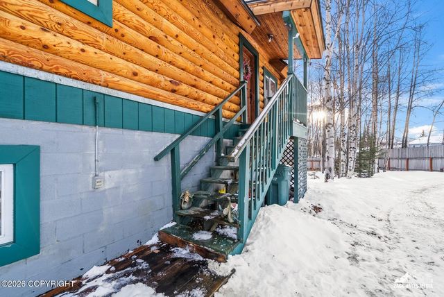 1195 N Lucille Street, Wasilla, AK 99654