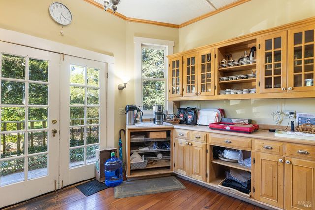 25 W Grant St, Healdsburg, CA 95448
