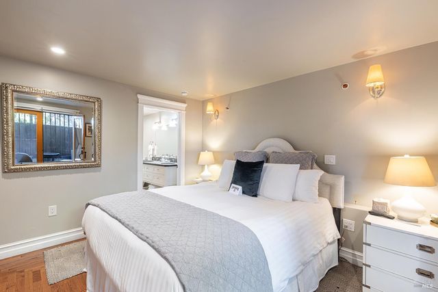 25 W Grant St, Healdsburg, CA 95448