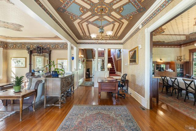 25 W Grant St, Healdsburg, CA 95448