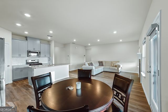 2012 Baron Manor Drive, Lawrenceville, GA 30044