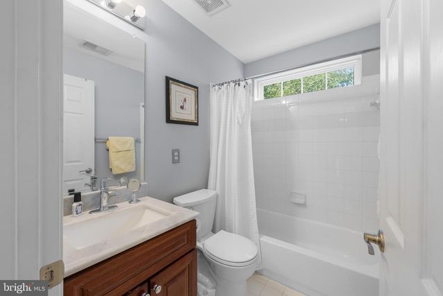 13902 LAKE MEADOWS DR, Bowie, MD 20720