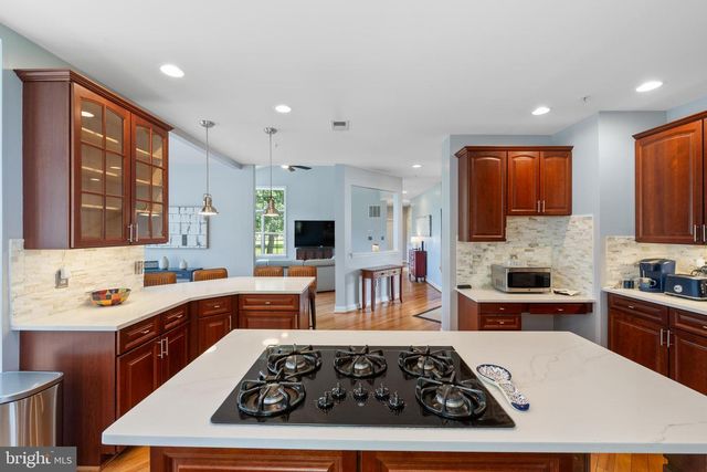 13902 LAKE MEADOWS DR, Bowie, MD 20720