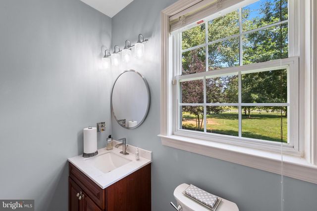 13902 LAKE MEADOWS DR, Bowie, MD 20720
