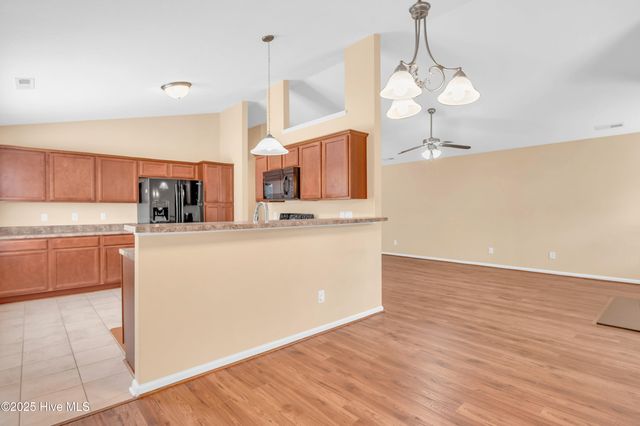 108 Beaver Creek Court, Jacksonville, NC 28540