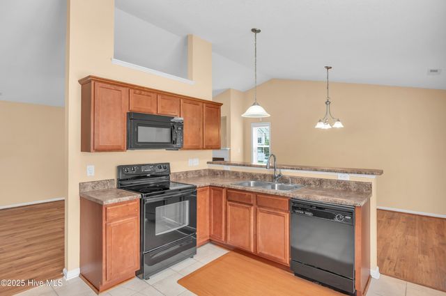 108 Beaver Creek Court, Jacksonville, NC 28540