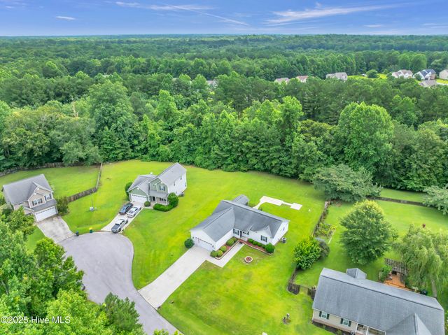 108 Beaver Creek Court, Jacksonville, NC 28540