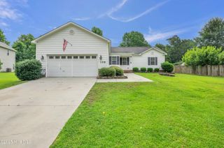 108 Beaver Creek Court, Jacksonville, NC 28540