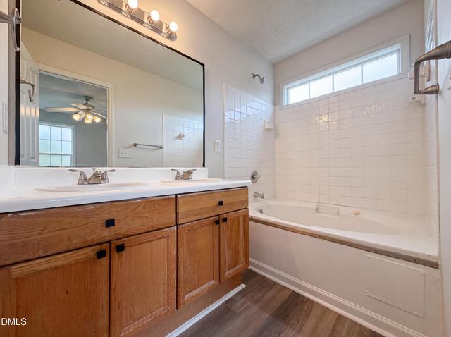 102 Reebe Circle, Selma, NC 27576