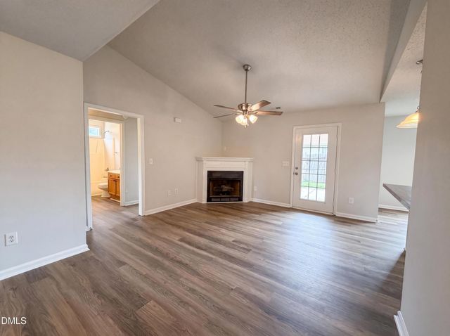 102 Reebe Circle, Selma, NC 27576