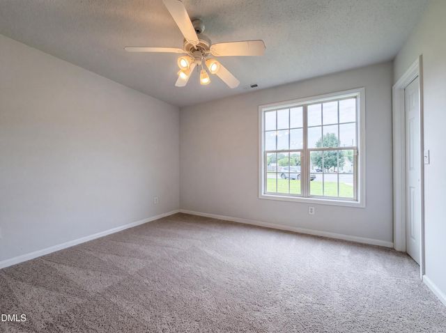 102 Reebe Circle, Selma, NC 27576