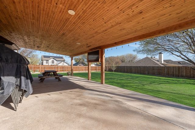 5701 Sea Breeze Lane, Fort Worth, TX 76135