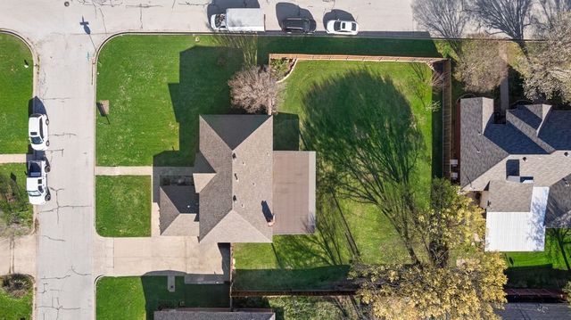 5701 Sea Breeze Lane, Fort Worth, TX 76135