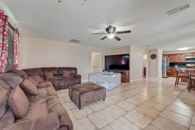 5701 Sea Breeze Lane, Fort Worth, TX 76135