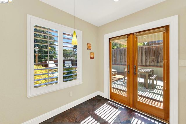 1637 N Clear Creek Place, Danville, CA 94526