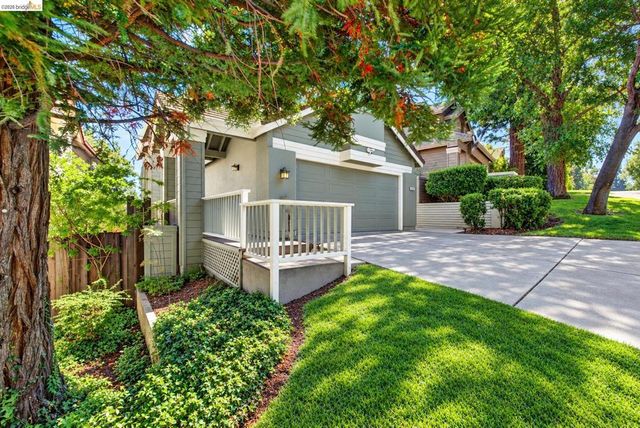 1637 N Clear Creek Place, Danville, CA 94526