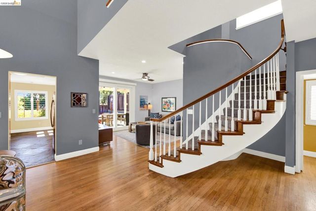 1637 N Clear Creek Place, Danville, CA 94526