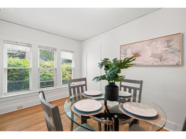7738 Sw 31ST Ave, Portland, OR 97219