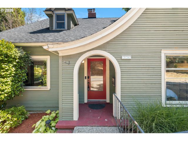 7738 Sw 31ST Ave, Portland, OR 97219