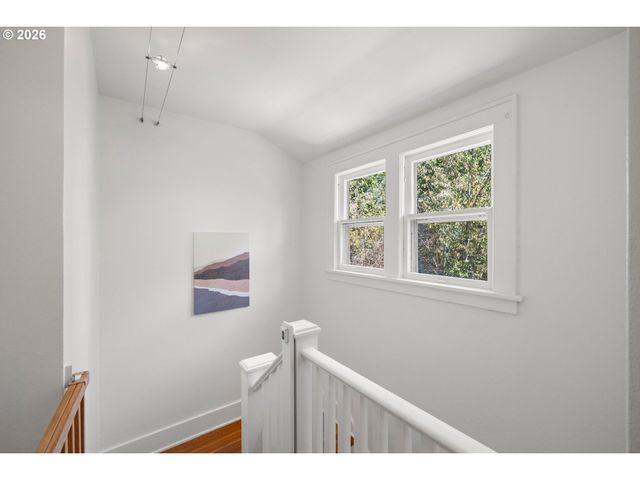 7738 Sw 31ST Ave, Portland, OR 97219