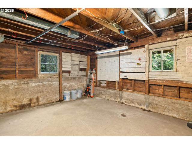 7738 Sw 31ST Ave, Portland, OR 97219