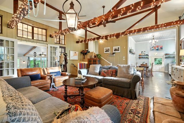 179 springlake dr, Gladewater, TX 75647