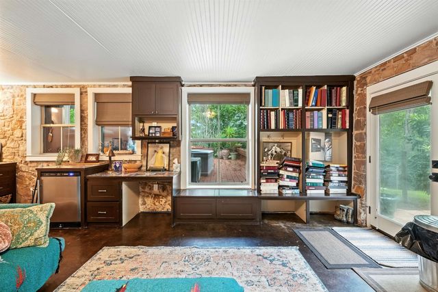 179 springlake dr, Gladewater, TX 75647