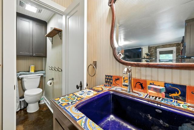 179 springlake dr, Gladewater, TX 75647