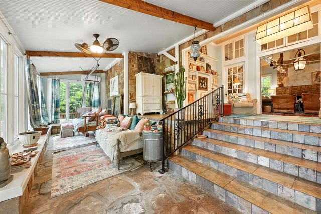 179 springlake dr, Gladewater, TX 75647