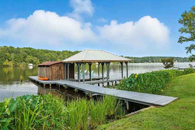 179 springlake dr, Gladewater, TX 75647