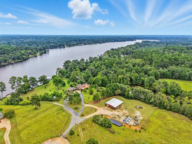 179 springlake dr, Gladewater, TX 75647