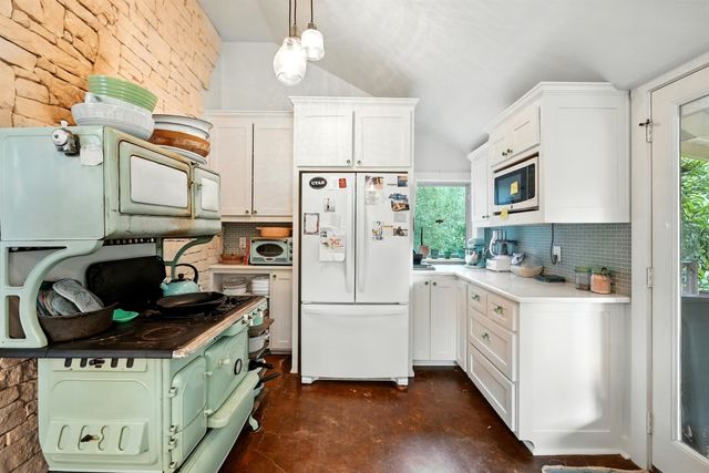 179 springlake dr, Gladewater, TX 75647