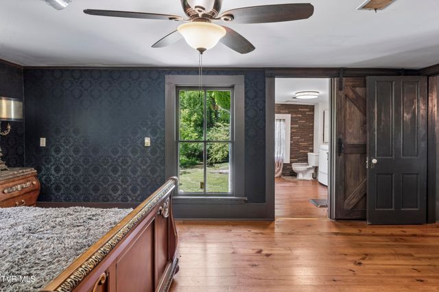 2833 East Oakland Avenue, Johnson City, TN 37601