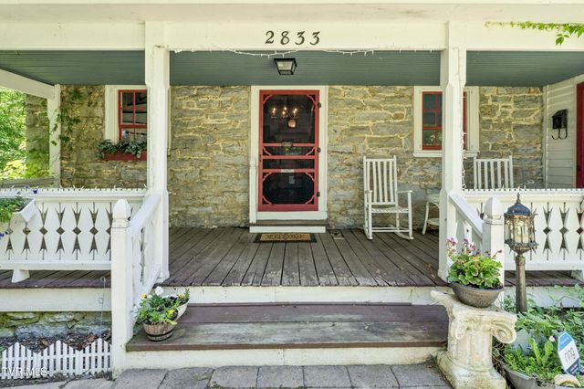 2833 East Oakland Avenue, Johnson City, TN 37601