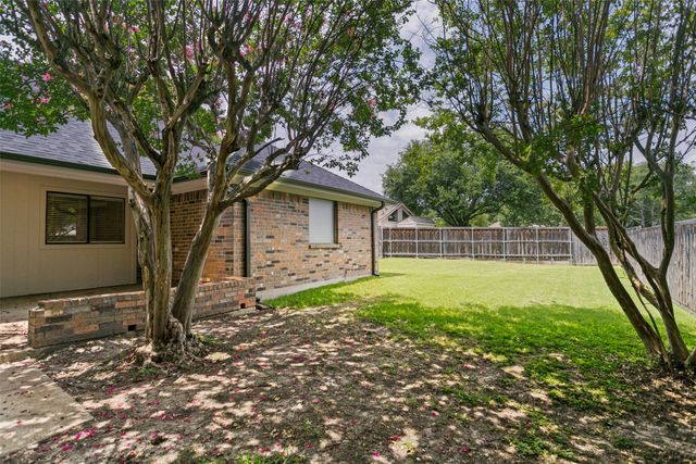 1204 Syracuse Circle, Plano, TX 75075