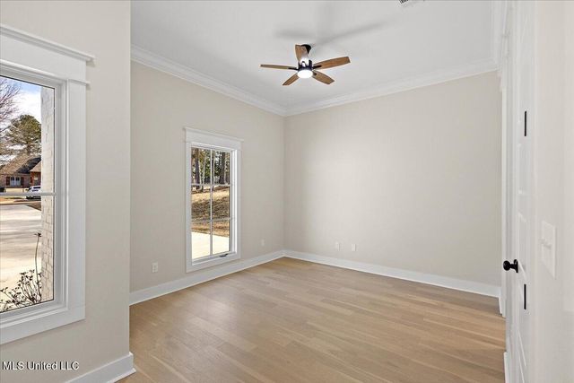 111 Grand Oak Boulevard, Clinton, MS 39056