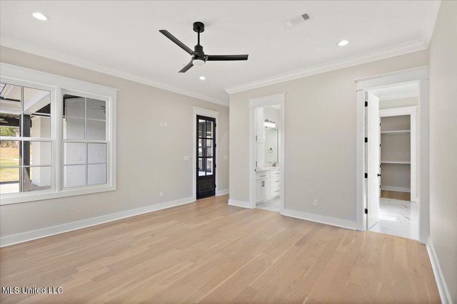 111 Grand Oak Boulevard, Clinton, MS 39056