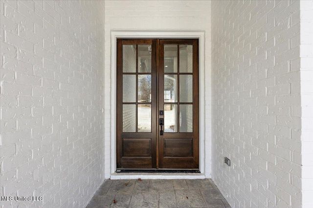 111 Grand Oak Boulevard, Clinton, MS 39056