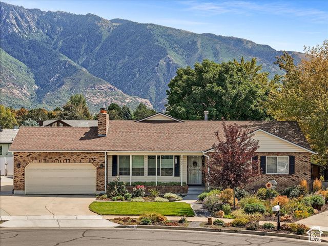 1622 E ROYAL OAK CIR, Sandy, UT 84092