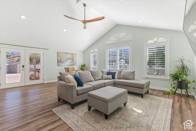 1622 E ROYAL OAK CIR, Sandy, UT 84092
