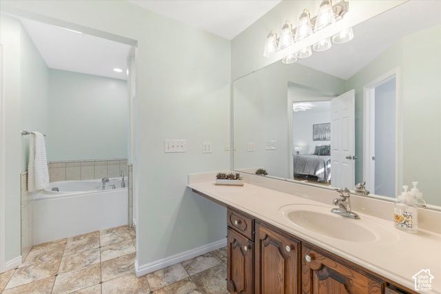 1622 E ROYAL OAK CIR, Sandy, UT 84092